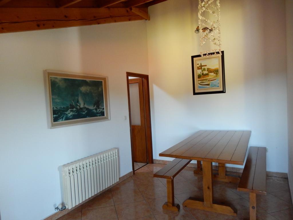 Guesthouse Zagora Pula Luaran gambar
