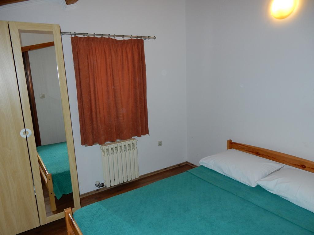 Guesthouse Zagora Pula Luaran gambar