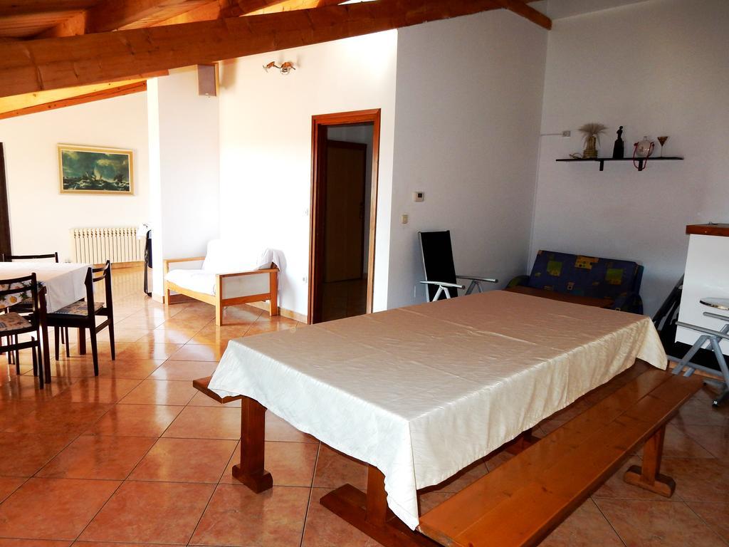 Guesthouse Zagora Pula Luaran gambar