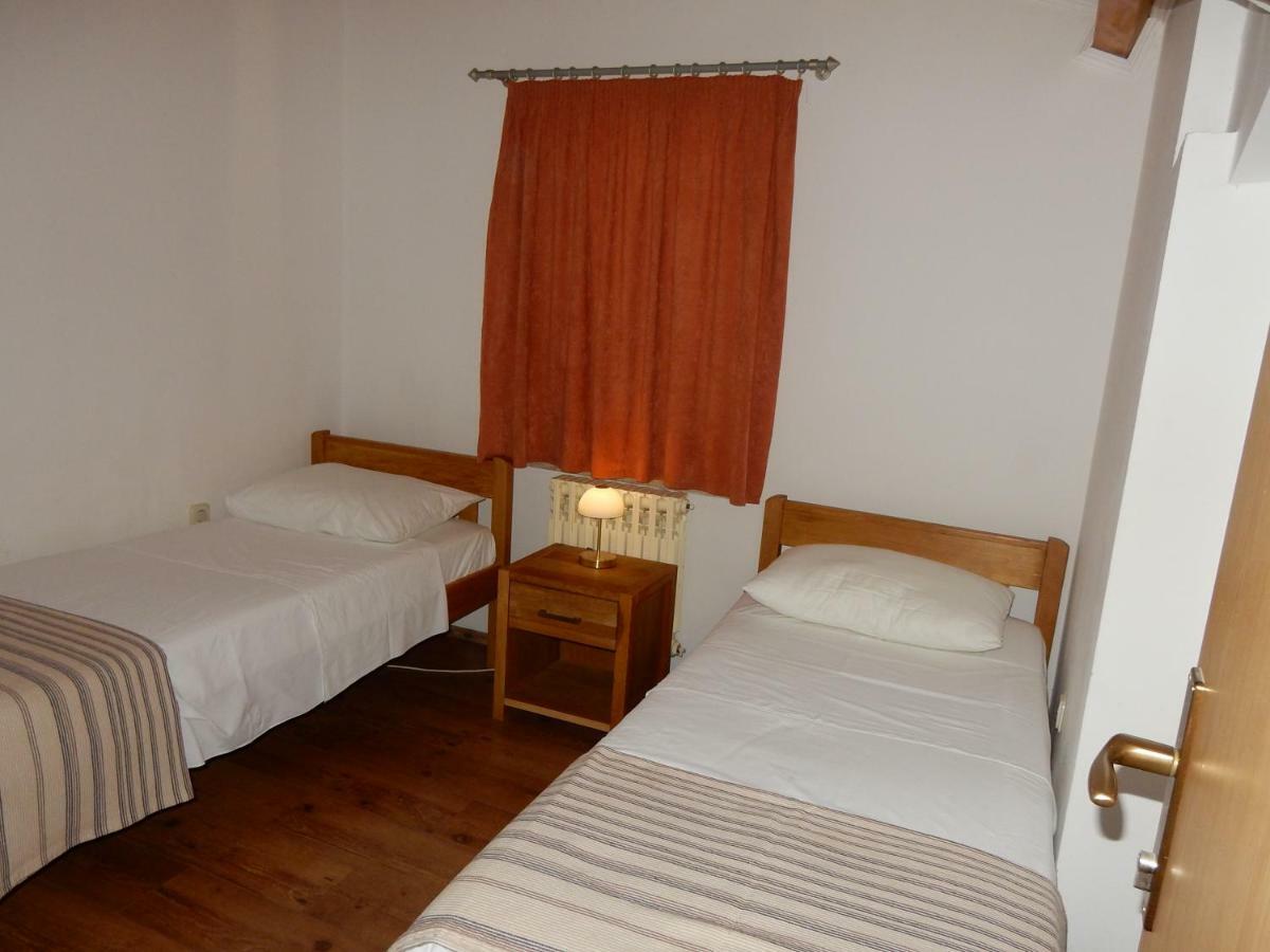 Guesthouse Zagora Pula Luaran gambar